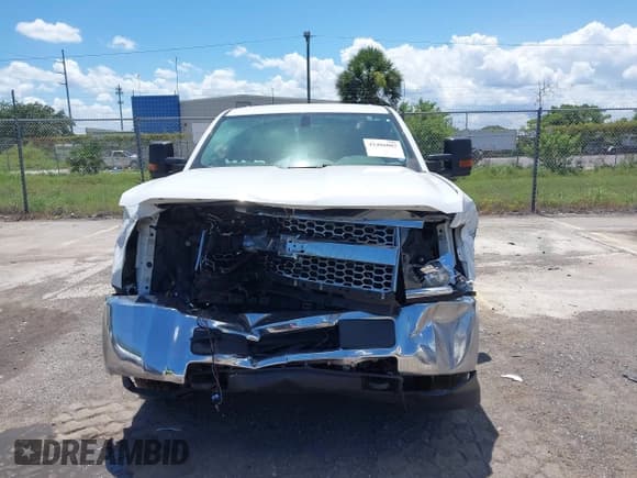 ✅ 2019 Chevrolet Silverado 2500HD Work Truck • VIN: 2GC2CREG7K1136112 • Lot: 42486087. Listed on IAAI with 99,977 mi. Free auction sales archive from the USA and detailed vehicle history report at DreamBid. Image 12.