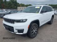 ✅ 2024 Jeep Grand Cherokee Limited • VIN: 1C4RJKBG5R8623414 • Lot: 43293911. Wystawiony na IAAI z przebiegiem 3 338 mil. Bezpłatny archiwum sprzedaży aukcyjnych z USA i szczegółowy raport historii pojazdu na DreamBid. Zdjęcie 2.
