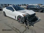 ✅ 2018 Kia Stinger GT2 • VIN: KNAE55LC3J6018031 • Lot: 70939105. Wystawiony na Copart z przebiegiem 115 338 mil. Bezpłatny archiwum sprzedaży aukcyjnych z USA i szczegółowy raport historii pojazdu na DreamBid. Zdjęcie 13.