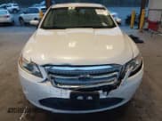 ✅ 2010 Ford Taurus SEL • VIN: 1FAHP2EW0AG141107 • Lot: 43588252. Wystawiony na IAAI z przebiegiem 162 730 mil. Bezpłatny archiwum sprzedaży aukcyjnych z USA i szczegółowy raport historii pojazdu na DreamBid. Zdjęcie 12.