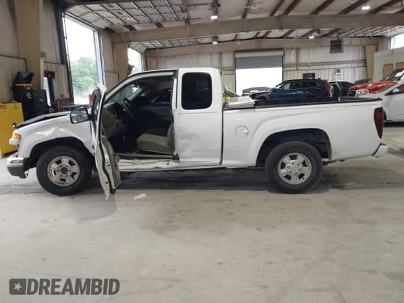 ✅ 2006 Chevrolet Colorado LS • VIN: 1GCCS198868193563 • Лот: 43025868. Опубликован ранее на IAAI с пробегом 137 445 миль. Бесплатный доступ к архиву аукционных продаж из США и подробный отчёт об истории автомобиля на DreamBid. Изображение 14.