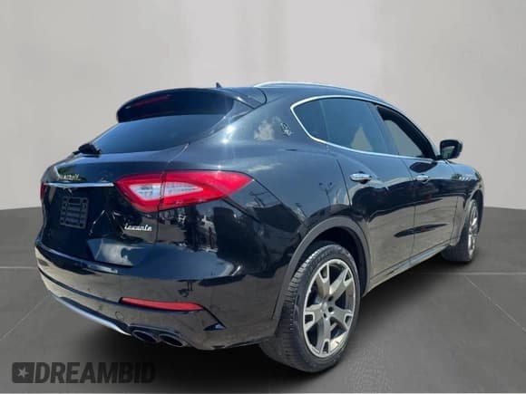 ✅ 2017 Maserati Levante S • VIN: ZN661YUL1HX230934 • Lot: 62223915. Listed on Copart with 133,158 mi. Free auction sales archive from the USA and detailed vehicle history report at DreamBid. Image 4.