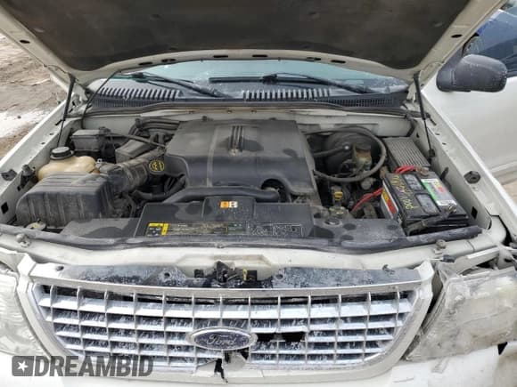 ✅ 2003 Ford Explorer Limited • VIN: 1FMZU75W73ZA10408 • Lot: 68181285. Wystawiony na Copart z przebiegiem 212 341 mil. Bezpłatny archiwum sprzedaży aukcyjnych z USA i szczegółowy raport historii pojazdu na DreamBid. Zdjęcie 13.