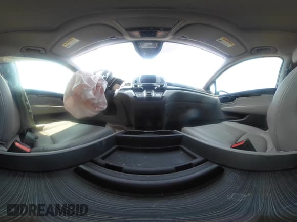 ✅ 2022 Honda Odyssey Touring • VIN: 5FNRL6H83NB023583 • Lot: 42425498. Listed on IAAI with Not provided. Free auction sales archive from the USA and detailed vehicle history report at DreamBid. Image 18.