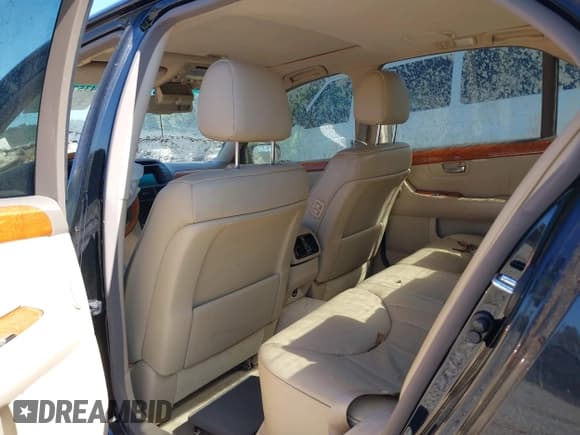 ✅ 2004 Lexus LS 430 • VIN: JTHBN36F840130717 • Lot: 43579653. Listed on IAAI with Not provided. Free auction sales archive from the USA and detailed vehicle history report at DreamBid. Image 8.