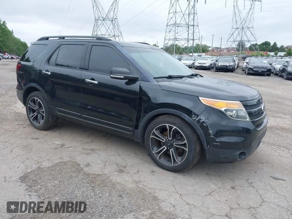 ✅ 2014 Ford Explorer Sport • VIN: 1FM5K8GT2EGA25894 • Lot: 42473484. Wystawiony na IAAI z przebiegiem 137 454 mil. Bezpłatny archiwum sprzedaży aukcyjnych z USA i szczegółowy raport historii pojazdu na DreamBid. Zdjęcie 1.