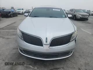 ✅ 2013 Lincoln MKS EcoBoost • VIN: 1LNHL9FT0DG610828 • Lot: 92731245. Wystawiony na Copart z przebiegiem 89 927 mil. Bezpłatny archiwum sprzedaży aukcyjnych z USA i szczegółowy raport historii pojazdu na DreamBid. Zdjęcie 5.