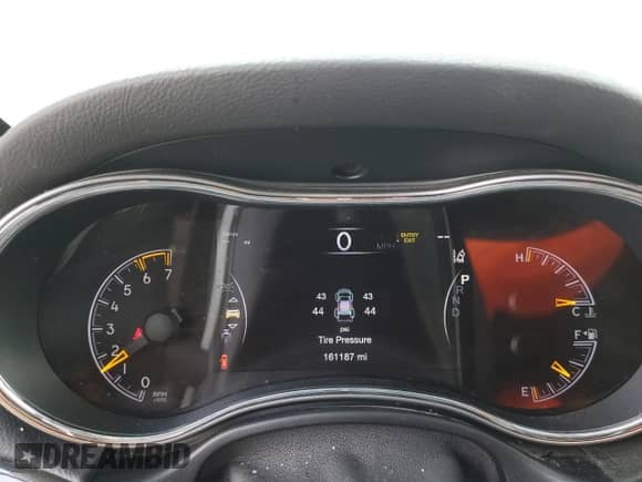 2019 Jeep Grand Cherokee Trailhawk с VIN 1C4RJFLT1KC596167, выставлен на аукционе Copart как лот 44551725 с пробегом 161 187 миль миль и Чистый • Clean title. История ставок и продаж доступна на DreamBid. Изображение 9.