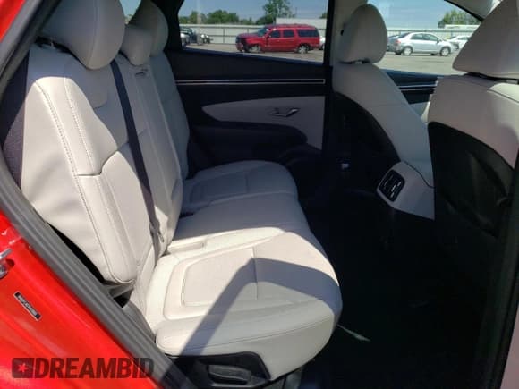 ✅ 2023 Hyundai Tucson SEL • VIN: 5NMJFCAE7PH213830 • Lot: 61411244. Wystawiony na Copart z przebiegiem 29 888 mil. Bezpłatny archiwum sprzedaży aukcyjnych z USA i szczegółowy raport historii pojazdu na DreamBid. Zdjęcie 11.