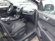 ✅ 2018 Ford Edge SE • VIN: 2FMPK3G96JBB49586 • Lot: 40161095. Wystawiony na IAAI z przebiegiem 88 281 mil. Bezpłatny archiwum sprzedaży aukcyjnych z USA i szczegółowy raport historii pojazdu na DreamBid. Zdjęcie 5.