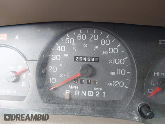 ✅ 2004 Mercury Grand Marquis LS Premium • VIN: 2MEFM75W54X639243 • Lot: 43211510. Listed on IAAI with 204,691 mi. Free auction sales archive from the USA and detailed vehicle history report at DreamBid. Image 7.