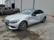 ✅ 2016 Mercedes-Benz C 300 • VIN: 55SWF4KB5GU109434 • Lot: 91916015. Wystawiony na Copart z przebiegiem 98 041 mil. Bezpłatny archiwum sprzedaży aukcyjnych z USA i szczegółowy raport historii pojazdu na DreamBid. Zdjęcie 1.