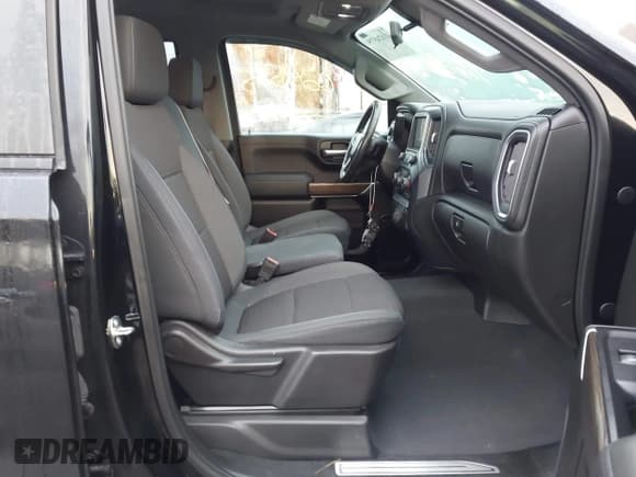 ✅ 2019 Chevrolet Silverado 1500 RST • VIN: 1GCRYEED5KZ239308 • Lot: 41024575. Wystawiony na IAAI z przebiegiem 50 618 mil. Bezpłatny archiwum sprzedaży aukcyjnych z USA i szczegółowy raport historii pojazdu na DreamBid. Zdjęcie 5.