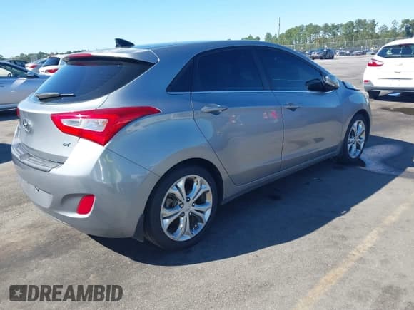 ✅ 2015 Hyundai Elantra • VIN: KMHD35LH3FU246321 • Lot: 43491658. Wystawiony na IAAI z przebiegiem 78 519 mil. Bezpłatny archiwum sprzedaży aukcyjnych z USA i szczegółowy raport historii pojazdu na DreamBid. Zdjęcie 4.
