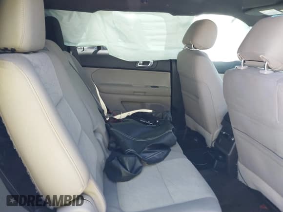 ✅ 2015 Ford Explorer • VIN: 1FM5K7B81FGA03013 • Лот: 41817980. Опубликован ранее на IAAI с пробегом 138 070 миль. Бесплатный доступ к архиву аукционных продаж из США и подробный отчёт об истории автомобиля на DreamBid. Изображение 8.