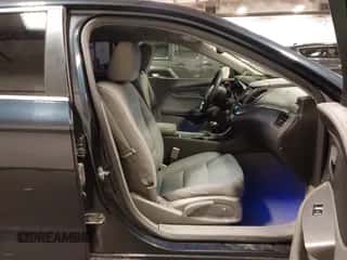 2014 Chevrolet Impala LS z VIN 2G11Y5SL0E9111817, wystawiony jako IAAI lot #43312938 z przebiegiem 190 699 mil mil oraz . Historia ofert i sprzedaży dostępna na DreamBid. Obrazek 5.