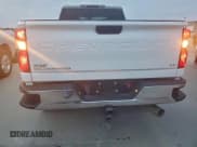 ✅ 2022 Chevrolet Silverado 2500HD LT • VIN: 1GC4YNEY0NF179067 • Лот: 93704085. Опубликован ранее на Copart с пробегом 77 136 миль. Бесплатный доступ к архиву аукционных продаж из США и подробный отчёт об истории автомобиля на DreamBid. Изображение 6.