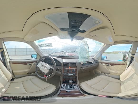 ✅ 1995 Mercedes-Benz C 2.8L • VIN: WDBHA28E5SF171109 • Лот: 70475315. Опубликован ранее на Copart с пробегом 70 295 миль. Бесплатный доступ к архиву аукционных продаж из США и подробный отчёт об истории автомобиля на DreamBid. Изображение 14.