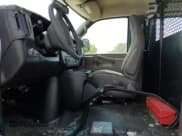 ✅ 2021 Chevrolet Express Cargo • VIN: 1GCWGAF73M1226274 • Lot: 60321655. Wystawiony na Copart z przebiegiem 9 039 mil. Bezpłatny archiwum sprzedaży aukcyjnych z USA i szczegółowy raport historii pojazdu na DreamBid. Zdjęcie 7.