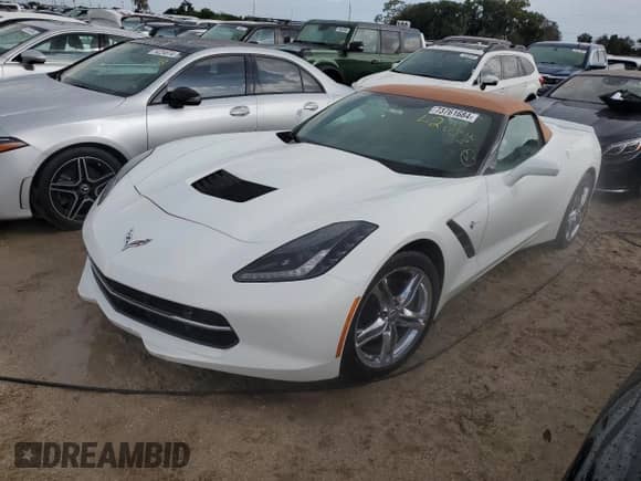 2017 Chevrolet Corvette 2LT с VIN 1G1YD3D76H5116584, выставлен на аукционе Copart как лот 73761684 с пробегом Не указан миль и На запчасти • Non repairable. История ставок и продаж доступна на DreamBid. Изображение 1.