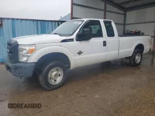 ✅ 2015 Ford F-250 XLT • VIN: 1FT7X2BT4FEA63658 • Lot: 81512734. Wystawiony na Copart z przebiegiem 115 737 mil. Bezpłatny archiwum sprzedaży aukcyjnych z USA i szczegółowy raport historii pojazdu na DreamBid. Zdjęcie 1.