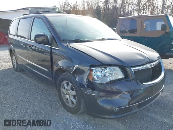 ✅ 2011 Chrysler Town & Country Touring • VIN: 2A4RR5DG2BR720128 • Лот: 43679871. Опубликован ранее на IAAI с пробегом 152 098 миль. Бесплатный доступ к архиву аукционных продаж из США и подробный отчёт об истории автомобиля на DreamBid. Изображение 6.