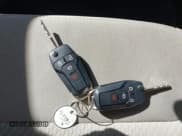 ✅ 2024 Ford Explorer • VIN: 1FMSK7BH4RGA25692 • Lot: 41668390. Wystawiony na IAAI z przebiegiem 13 706 mil. Bezpłatny archiwum sprzedaży aukcyjnych z USA i szczegółowy raport historii pojazdu na DreamBid. Zdjęcie 11.