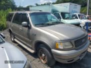 ✅ 2001 Ford Expedition Eddie Bauer • VIN: 1FMPU18L71LB72531 • Lot: 66320145. Wystawiony na Copart z przebiegiem Nie podano. Bezpłatny archiwum sprzedaży aukcyjnych z USA i szczegółowy raport historii pojazdu na DreamBid. Zdjęcie 4.