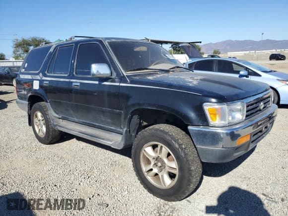 ✅ 1994 Toyota 4Runner • VIN: JT3VN39W9R0150237 • Лот: 80754895. Опубликован ранее на Copart с пробегом 154 500 миль. Бесплатный доступ к архиву аукционных продаж из США и подробный отчёт об истории автомобиля на DreamBid. Изображение 4.