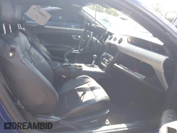 ✅ 2015 Ford Mustang GT • VIN: 1FA6P8CF3F5408014 • Lot: 43080574. Wystawiony na IAAI z przebiegiem 66 189 mil. Bezpłatny archiwum sprzedaży aukcyjnych z USA i szczegółowy raport historii pojazdu na DreamBid. Zdjęcie 5.