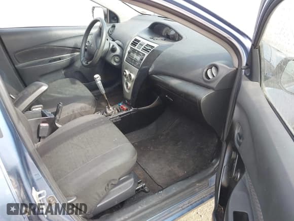 ✅ 2008 Toyota Yaris • VIN: JTDBT923584011060 • Лот: 43471140. Опубликован ранее на IAAI с пробегом 278 198 миль. Бесплатный доступ к архиву аукционных продаж из США и подробный отчёт об истории автомобиля на DreamBid. Изображение 5.