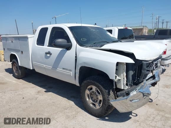 ✅ 2012 Chevrolet Silverado 2500HD LT • VIN: 1GC2KXCG4CZ193094 • Lot: 43150484. Wystawiony na IAAI z przebiegiem 228 181 mil. Bezpłatny archiwum sprzedaży aukcyjnych z USA i szczegółowy raport historii pojazdu na DreamBid. Zdjęcie 1.