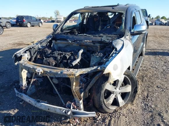 ✅ 2015 Jeep Grand Cherokee Overland • VIN: 1C4RJFCM5FC876334 • Lot: 40549003. Listed on IAAI with 147,986 mi. Free auction sales archive from the USA and detailed vehicle history report at DreamBid. Image 6.