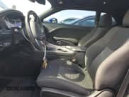 ✅ 2019 Dodge Challenger SXT • VIN: 2C3CDZAG2KH530068 • Lot: 49043973. Wystawiony na Copart z przebiegiem 85 568 mil. Bezpłatny archiwum sprzedaży aukcyjnych z USA i szczegółowy raport historii pojazdu na DreamBid. Zdjęcie 7.