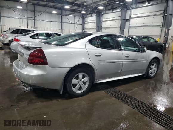 ✅ 2007 Pontiac Grand Prix • VIN: 2G2WP582671112250 • Lot: 85173445. Wystawiony na Copart z przebiegiem 217 641 mil. Bezpłatny archiwum sprzedaży aukcyjnych z USA i szczegółowy raport historii pojazdu na DreamBid. Zdjęcie 3.