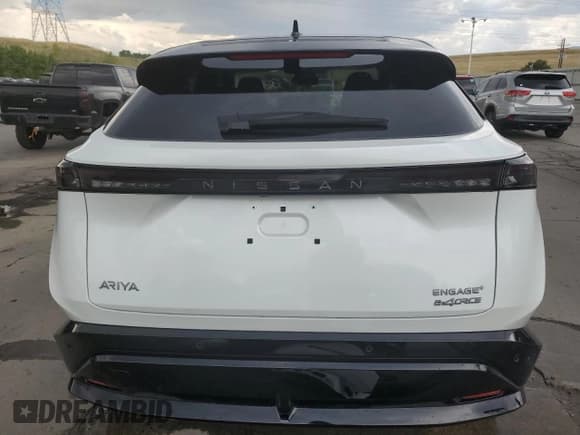 ✅ 2025 Nissan ARIYA Evolve+ • VIN: JN8DF0BF9SM765340 • Lot: 64998745. Wystawiony na Copart z przebiegiem 2 000 mil. Bezpłatny archiwum sprzedaży aukcyjnych z USA i szczegółowy raport historii pojazdu na DreamBid. Zdjęcie 6.