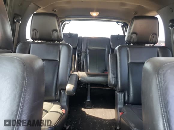 ✅ 2012 Ford Expedition Limited • VIN: 1FMJU2A51CEF20502 • Lot: 48561745. Wystawiony na Copart z przebiegiem 231 371 mil. Bezpłatny archiwum sprzedaży aukcyjnych z USA i szczegółowy raport historii pojazdu na DreamBid. Zdjęcie 10.