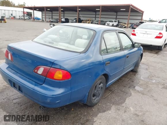 ✅ 1999 Toyota Corolla VE • VIN: 2T1BR12E9XC232710 • Лот: 43741518. Опубликован ранее на IAAI с пробегом 189 148 миль. Бесплатный доступ к архиву аукционных продаж из США и подробный отчёт об истории автомобиля на DreamBid. Изображение 4.