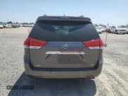 ✅ 2011 Toyota Sienna Limited • VIN: 5TDDK3DC2BS023247 • Lot: 58785555. Wystawiony na Copart z przebiegiem 127 689 mil. Bezpłatny archiwum sprzedaży aukcyjnych z USA i szczegółowy raport historii pojazdu na DreamBid. Zdjęcie 6.