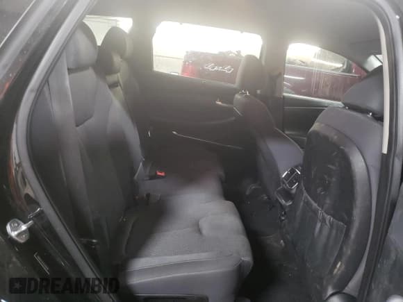 ✅ 2020 Hyundai Santa Fe SEL • VIN: 5NMS3CADXLH182118 • Lot: 42061133. Wystawiony na Copart z przebiegiem 53 916 mil. Bezpłatny archiwum sprzedaży aukcyjnych z USA i szczegółowy raport historii pojazdu na DreamBid. Zdjęcie 10.