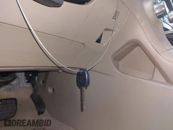 ✅ 2010 Toyota Highlander • VIN: JTEZK3EH0A2095159 • Lot: 43400810. Wystawiony na IAAI z przebiegiem 154 095 mil. Bezpłatny archiwum sprzedaży aukcyjnych z USA i szczegółowy raport historii pojazdu na DreamBid. Zdjęcie 11.