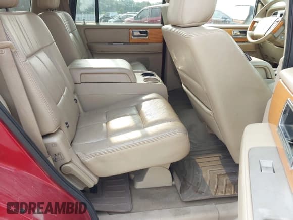 ✅ 2009 Lincoln Navigator • VIN: 5LMFU27569LJ01012 • Lot: 42397276. Listed on IAAI with 188,130 mi. Free auction sales archive from the USA and detailed vehicle history report at DreamBid. Image 8.