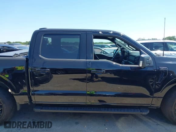 ✅ 2024 Ford F-150 XLT • VIN: 1FTEW3KP8RKF59278 • Lot: 43134176. Listed on IAAI with 10,626 mi. Free auction sales archive from the USA and detailed vehicle history report at DreamBid. Image 12.