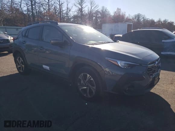 ✅ 2024 Subaru Crosstrek Premium • VIN: JF2GUADC3R8884206 • Lot: 91127675. Listed on Copart with 4,975 mi. Free auction sales archive from the USA and detailed vehicle history report at DreamBid. Image 4.