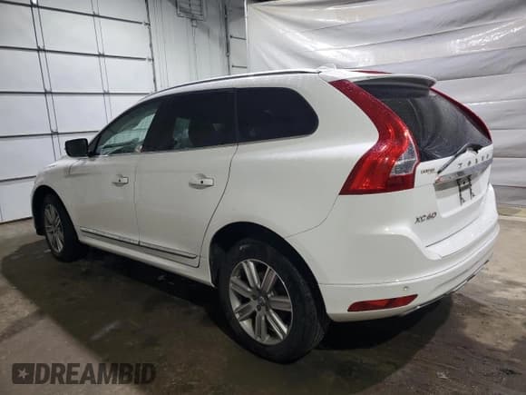 ✅ 2016 Volvo XC60 T6 Drive-E • VIN: YV449MRK6G2890521 • Lot: 83939705. Listed on Copart with Not provided. Free auction sales archive from the USA and detailed vehicle history report at DreamBid. Image 2.