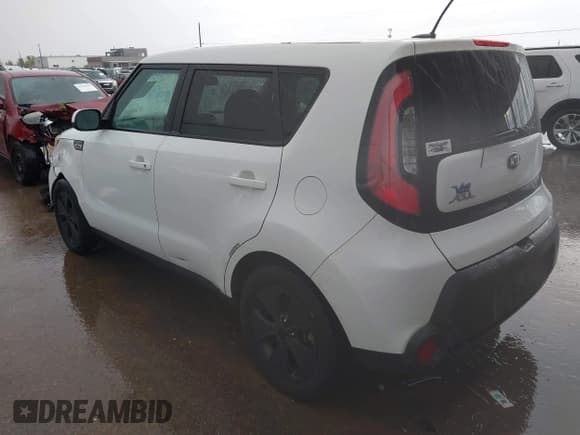 ✅ 2016 Kia Soul • VIN: KNDJN2A28G7299840 • Lot: 43253888. Wystawiony na IAAI z przebiegiem 123 106 mil. Bezpłatny archiwum sprzedaży aukcyjnych z USA i szczegółowy raport historii pojazdu na DreamBid. Zdjęcie 3.