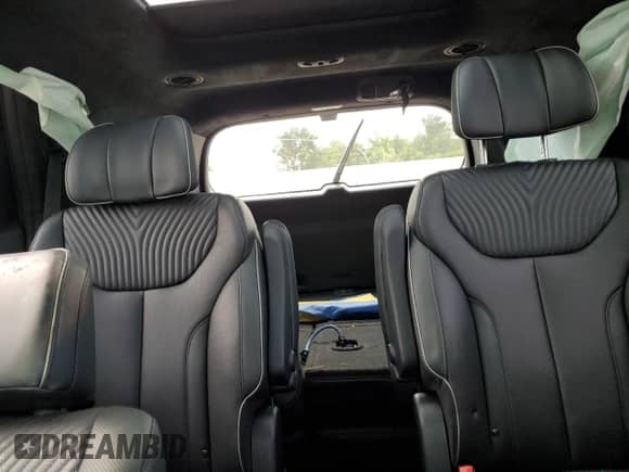 2023 Hyundai Palisade Calligraphy с VIN KM8R7DGE7PU545624, выставлен на аукционе Copart как лот 67862264 с пробегом Не указан миль и Списание • Salvage title. История ставок и продаж доступна на DreamBid. Изображение 10.