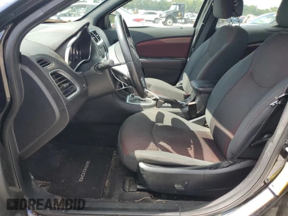 ✅ 2013 Dodge Avenger SXT • VIN: 1C3CDZCB4DN698872 • Лот: 71847094. Опубликован ранее на Copart с пробегом 128 002 миль. Бесплатный доступ к архиву аукционных продаж из США и подробный отчёт об истории автомобиля на DreamBid. Изображение 7.