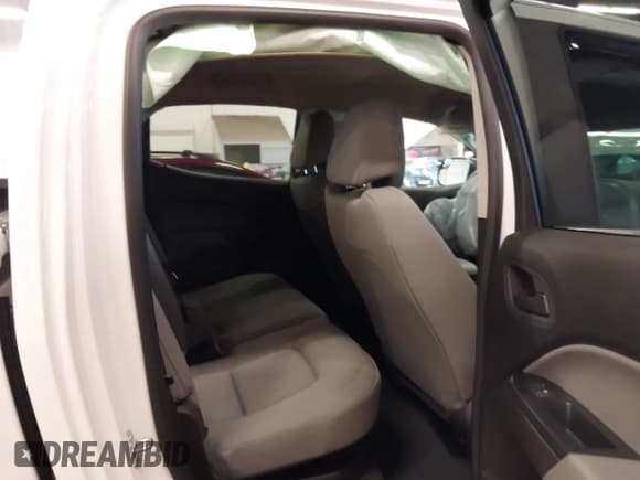 ✅ 2019 Chevrolet Colorado 2WD Work Truck • VIN: 1GCGSBEN6K1349332 • Lot: 41900272. Listed on IAAI with 68,657 mi. Free auction sales archive from the USA and detailed vehicle history report at DreamBid. Image 8.