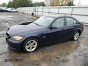✅ 2008 BMW 3 Series 328i • VIN: WBAVA33598KX84400 • Лот: 90666465. Опубликован ранее на Copart с пробегом Не указан. Бесплатный доступ к архиву аукционных продаж из США и подробный отчёт об истории автомобиля на DreamBid. Изображение 1.